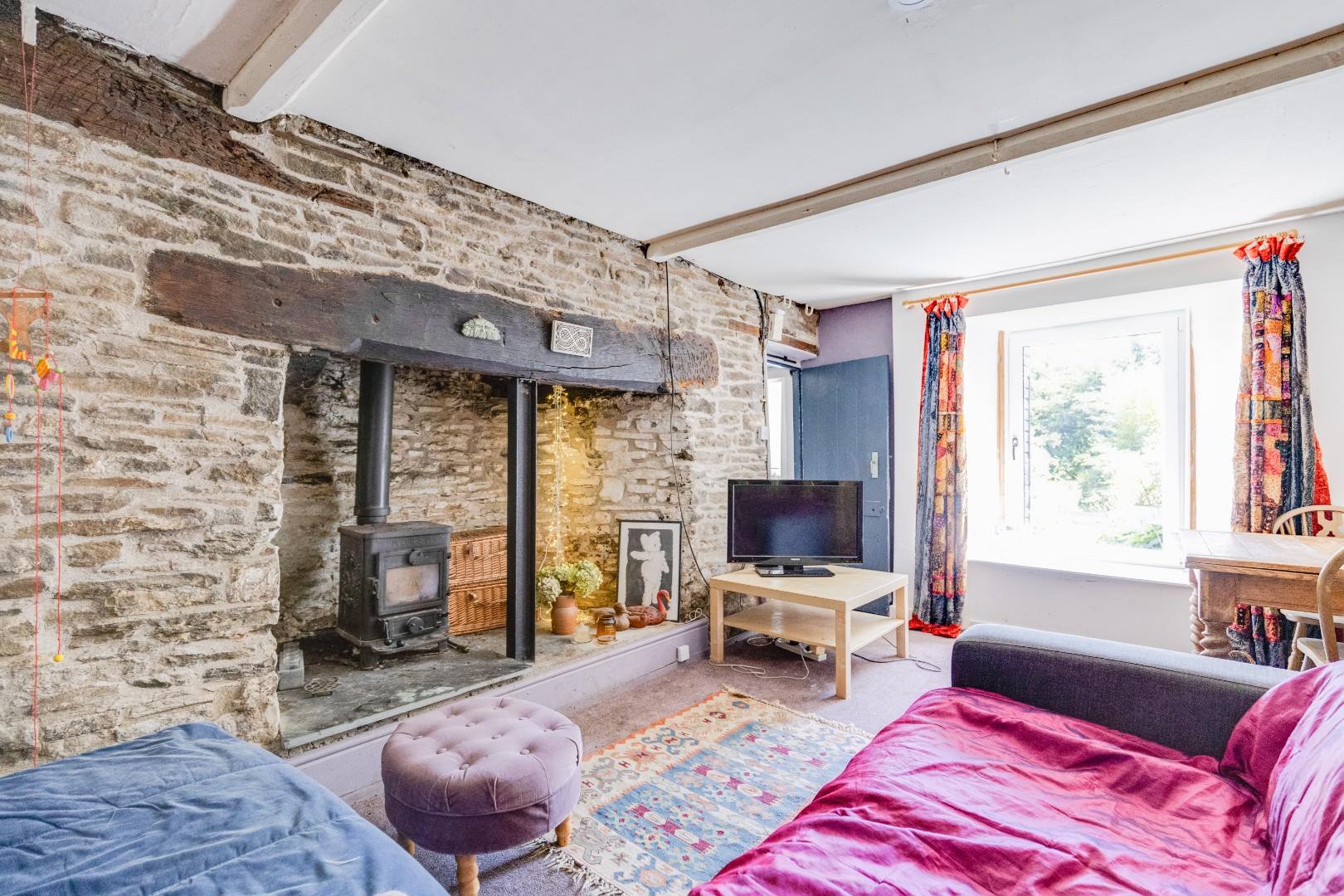Gelliwrgan Farm, Gelli Wrgan Road, Ynysbwl, Pontypridd, CF37 3PG